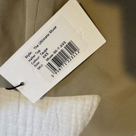 Elegant Tan Halter Top - Picture 5 of 6